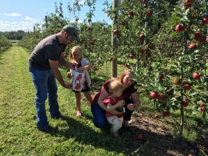 PYO Apples Family 2 Daughters